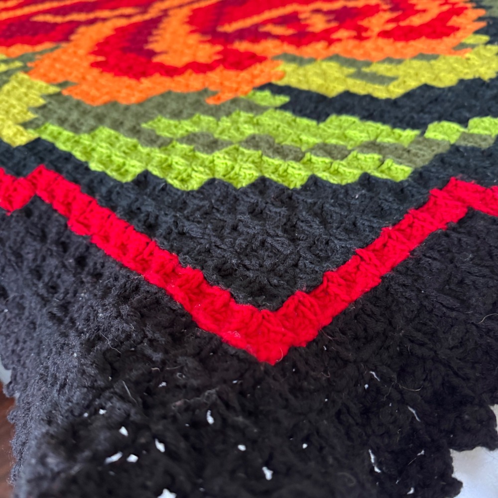 Handmade Crochet Rose Throw Blanket Black Red Orange Floral Pixel Afghan 72x70" - Picture 9 of 14